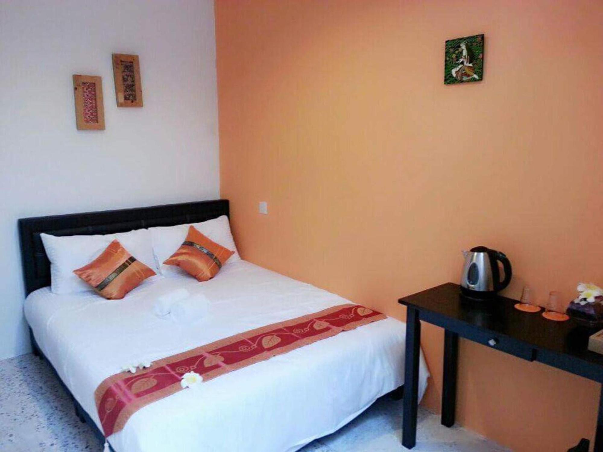 Oyo 91068 Elephant House Boutique Hotel George Town Bagian luar foto